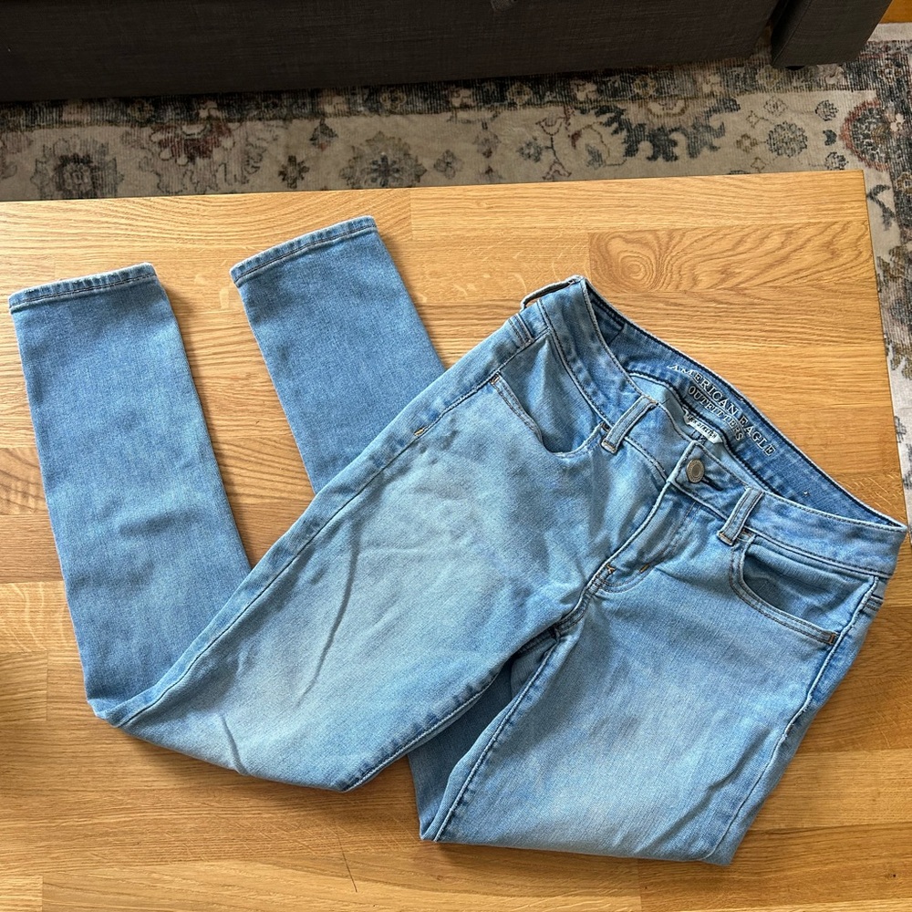 American Eagle Outfitters Light Blue Super Stretch Jeans